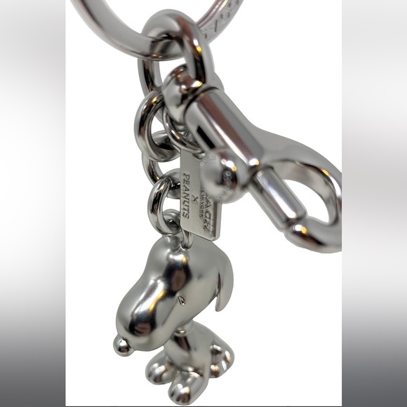 COACH x Peanuts Limited Edition Snoopy Bag Charm/ Keychain - 4040 Silver - NWT - Picture 2 of 3